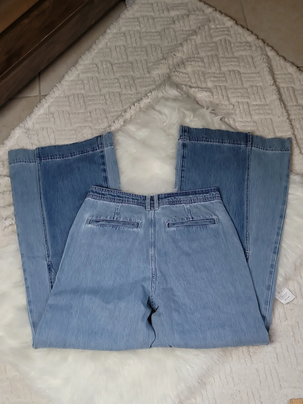 NWT Two-Toned Wide Leg Denim in Medium Blue Something Navy